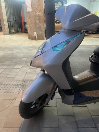 Honda Dylan 125cc Plata