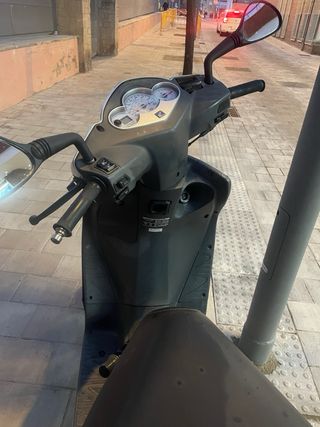 Honda Dylan 125cc Plata