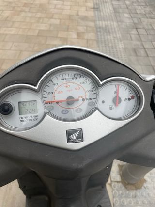 Honda Dylan 125cc Plata