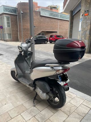 Honda Dylan 125cc Plata