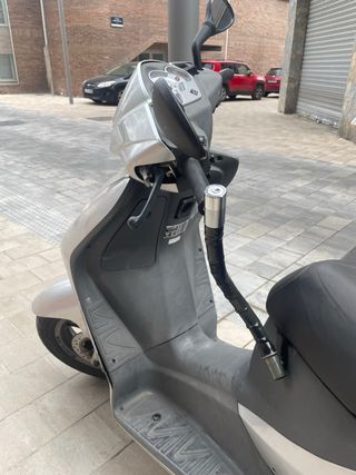 Honda Dylan 125cc Plata