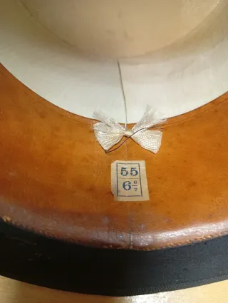 Chistera antigua negra