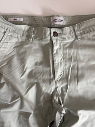 Pantalón Hombre. Jack&Jones. Talla M. Color verde.