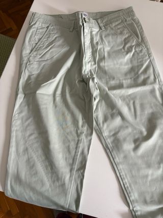 Pantalón Hombre. Jack&Jones. Talla M. Color verde.