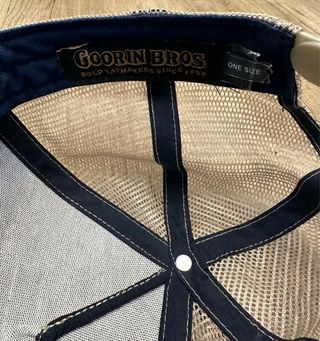 Gorra Goorin Bros Gallo Azul y Rojo