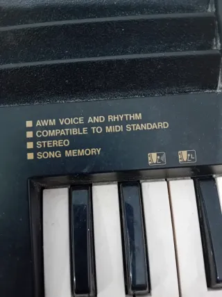 Teclado , piano, sintetizador, YAMAHA PSS-590