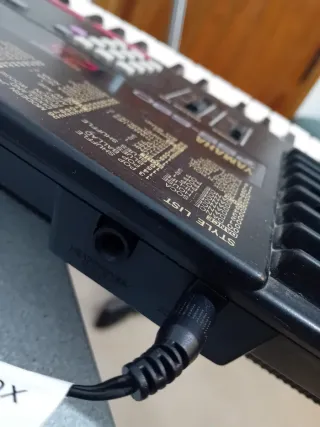 Teclado , piano, sintetizador, YAMAHA PSS-590