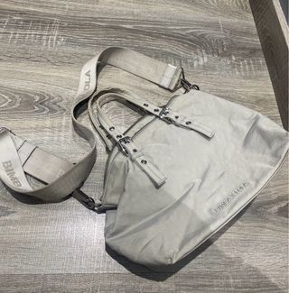 lote dos Bolsos Bimba y Lola Beige/Gris