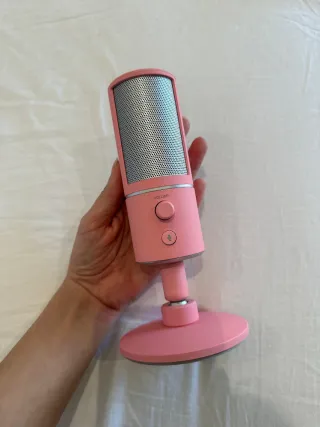 Razer Seiren X Quartz Micrófono