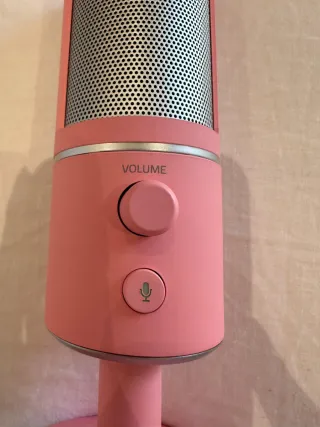 Razer Seiren X Quartz Micrófono