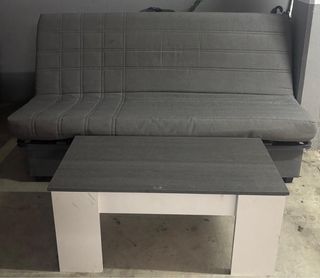 Sofá cama gris + mesa auxiliar