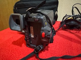 Videocámara Samsung Hi8 VP-L900