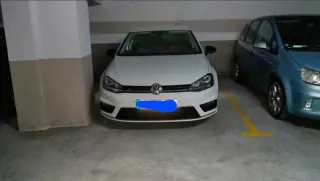 Alquilo plaza de garaje en Calle Pizarro n55.