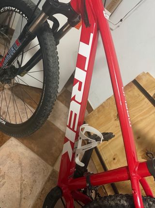 Bicicleta Trek Marlin 6 Talla S Roja