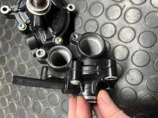 Bomba de agua BMW K1600 / K1600 B nueva 150 eur un