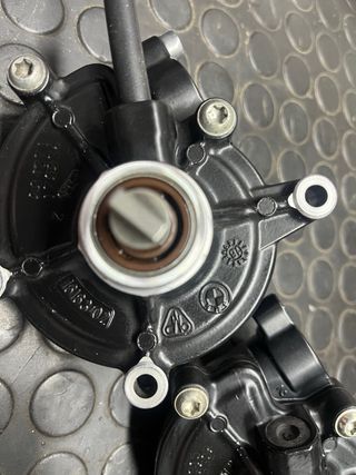 Bomba de agua BMW K1600 / K1600 B nueva 150 eur un