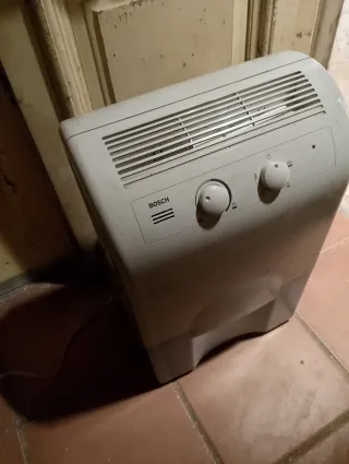 Deshumidificador Bosch Gris