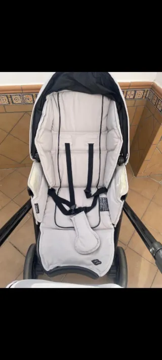 Carro Bebecar Hip Hop seminuevo