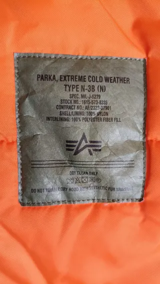 Chaqueta Alpha Industries N-3B Gris