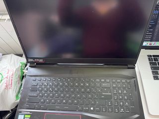 Portátil Gamer MSI GE75 Raider 9SF