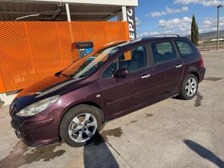 Se vende Peugeot 307 SW 1.6 de 110 caballos