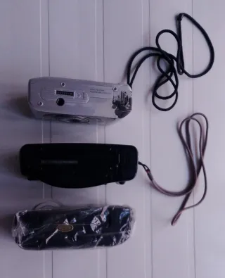 Lotto di 3 fotocamere analogiche 35mm vintage