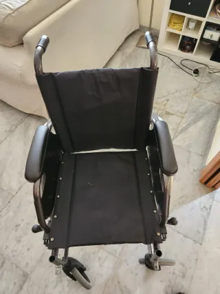 Silla de ruedas nueva