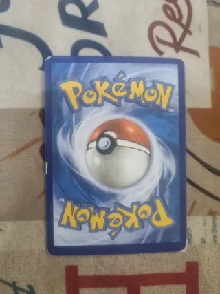 Carta Pokémon Pikachu y Zekrom GX 33/181