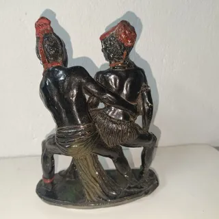 Figura decorativa pareja bailando