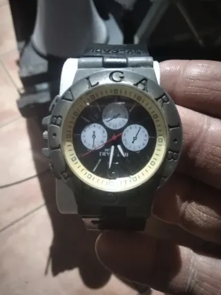 Reloj Bvlgari Cronógrafo Negro y Dorado