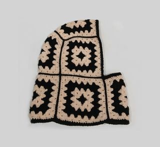 Balaclava pasamontañas a crochet de granny squares
