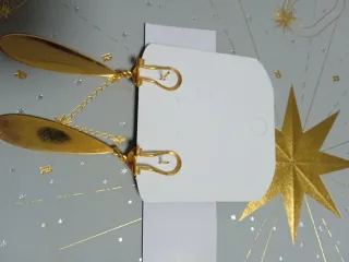 Pendientes Yuyi Beige y Dorados