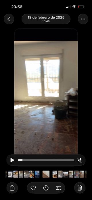 Ventanal de aluminio con persiana