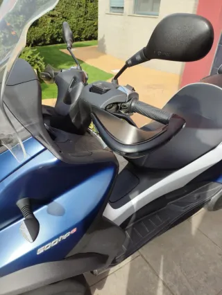 Piaggio MP3 500cc Azul Maxi Scooter