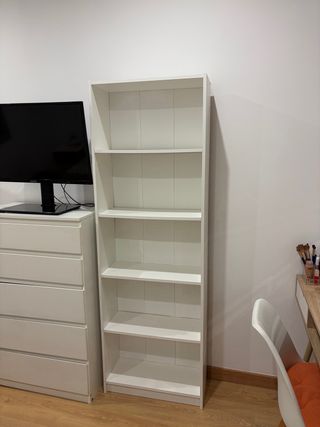 URGENTE VENDER Estantería Blanca Ikea