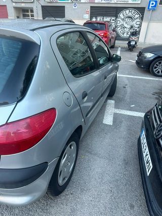 Peugeot 206 2004