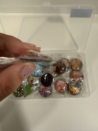 Caja de 19 Imanes Decorativos