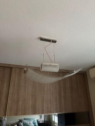 Lámpara de dormitorio moderna