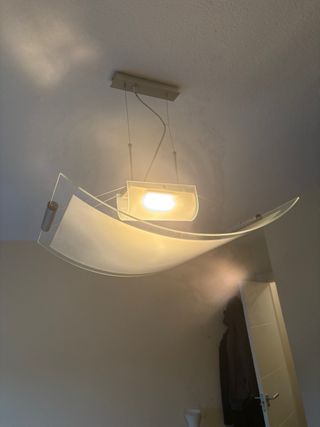 Lámpara de dormitorio moderna