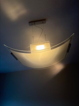 Lámpara de dormitorio moderna