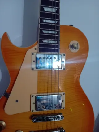 Guitarra Eléctrica Zurda + Amplificador