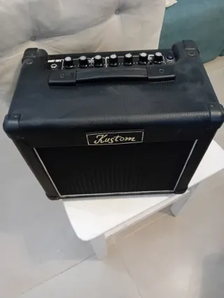 Guitarra Eléctrica Zurda + Amplificador