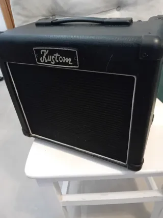 Guitarra Eléctrica Zurda + Amplificador