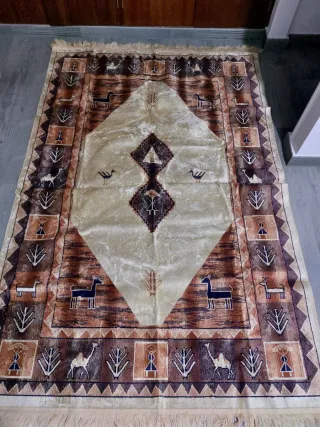 Alfombra Polyester Beige y Marrón Mide 2m de largo