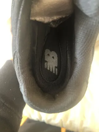 New Balance 9060 Negro