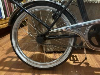 Bicicleta de ciudad poco usada