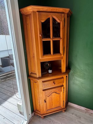Armadio Angolo in Legno e Vetro