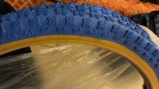 2 Pneumatici BMX Blu 24 x2.125