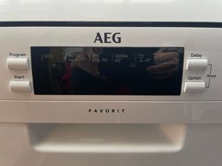 Lavavajillas AEG inteligente con consumo AAA