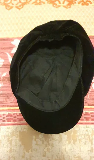 Cappello nero velluto